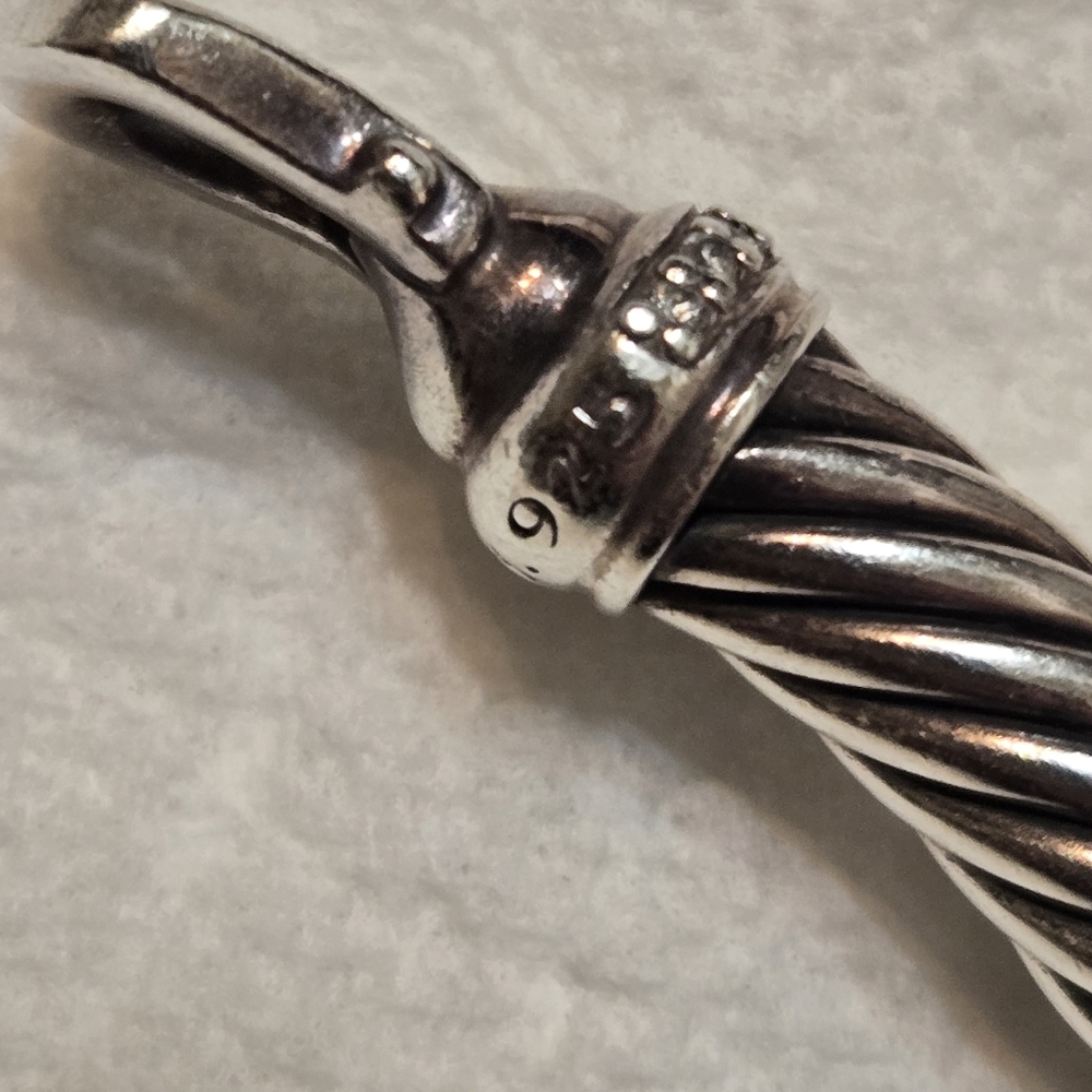 David Yurman Twisted Silver Bangle - Picture 7 of 9
